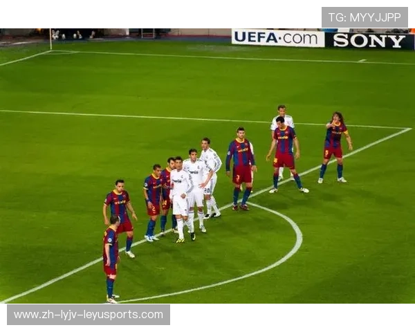 西甲联赛巴萨对皇马现场直播精彩瞬间 西甲联赛巴萨对皇马现场直播精彩瞬间